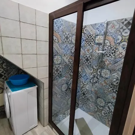 Apartment Vanni 61 *