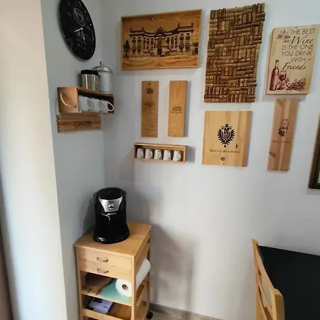 アパート Vanni 61 チェファル