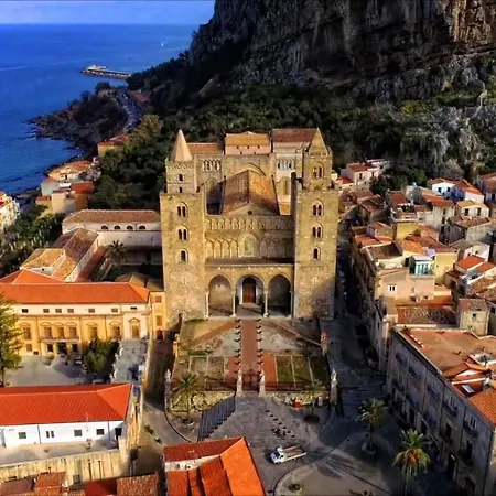 アパート Vanni 61 *